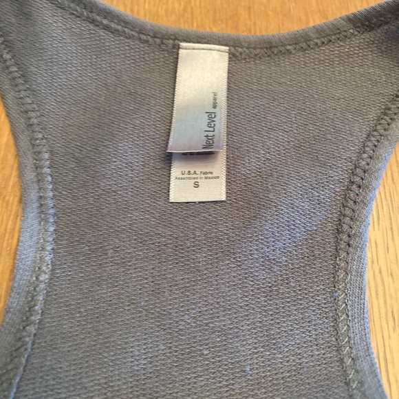 I don't sweat I Sparkle tank top - Picture 2 of 3